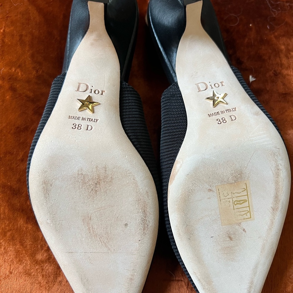 Dior Black Kitten Heels with Decorative Bow - Picture 9 of 11
